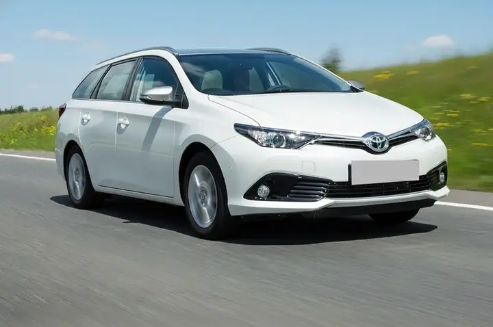 Toyota Auris Pris Toyota Auris Pris