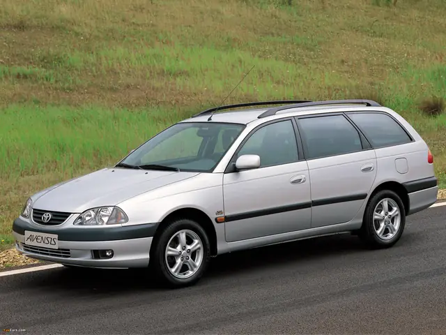 Toyota Avensis 02 Toyota Avensis 02
