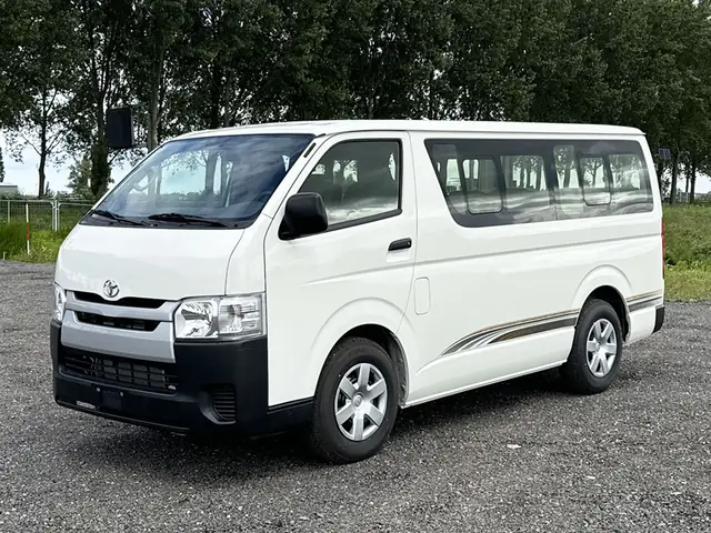 Toyota Bus Minivan