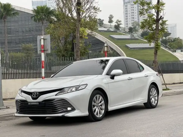 Toyota Camry 2.0 2019