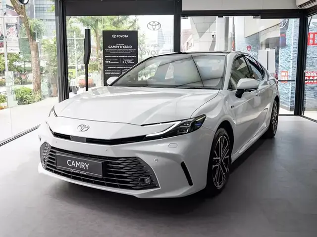 Toyota Camry 2.0q
