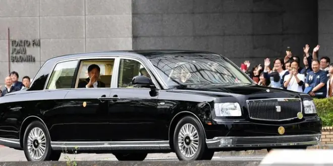 Toyota Century Roya Toyota Century Roya