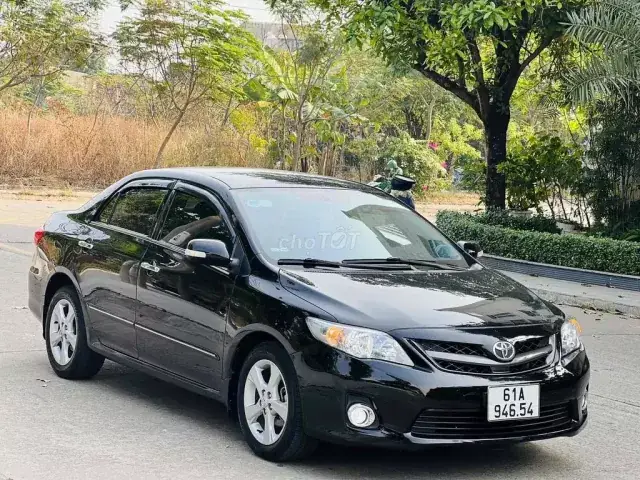 Toyota Corolla Altis 2013