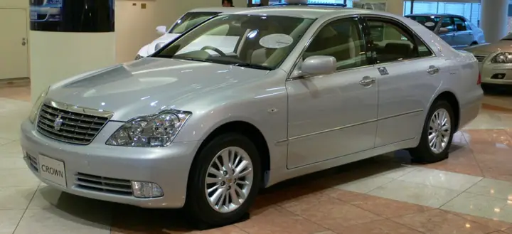 Toyota Crown 2005