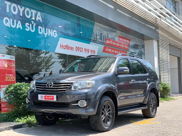 Toyota Fortuner 2.7 V Toyota Fortuner 2.7 V