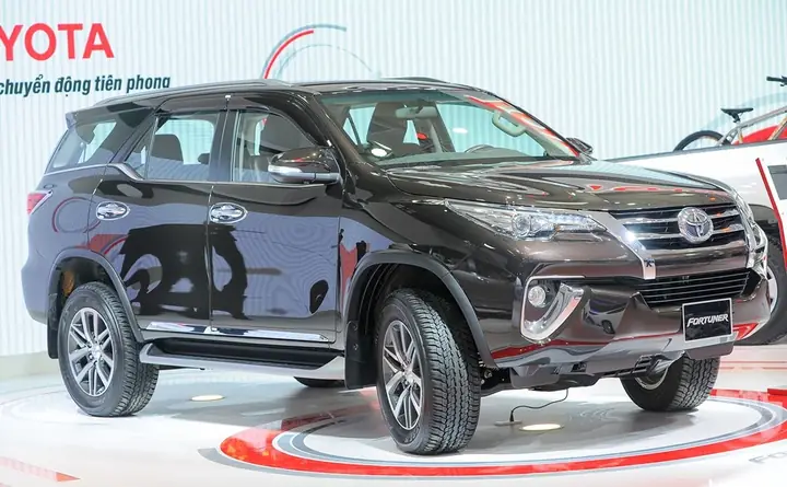 Toyota Fortuner 2017 Review