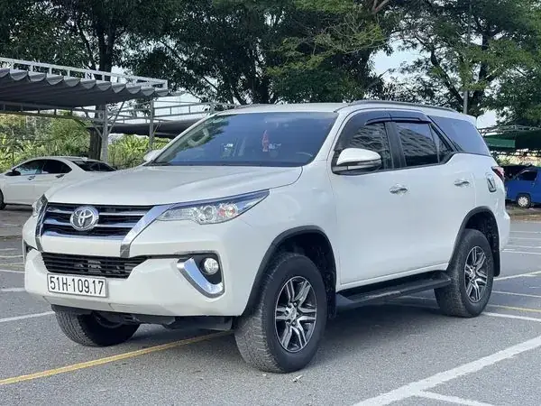 Toyota Fortuner Máy Dầu Toyota Fortuner Máy Dầu