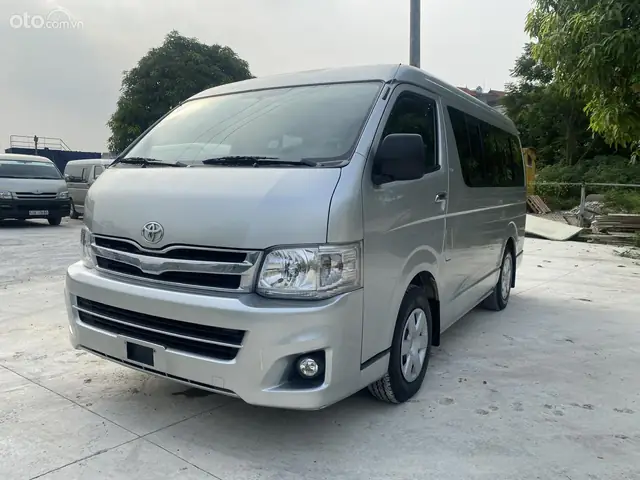 Toyota Hiace Super Wagon