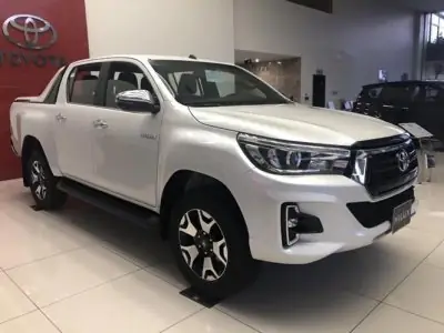 Toyota Hilux E 2019