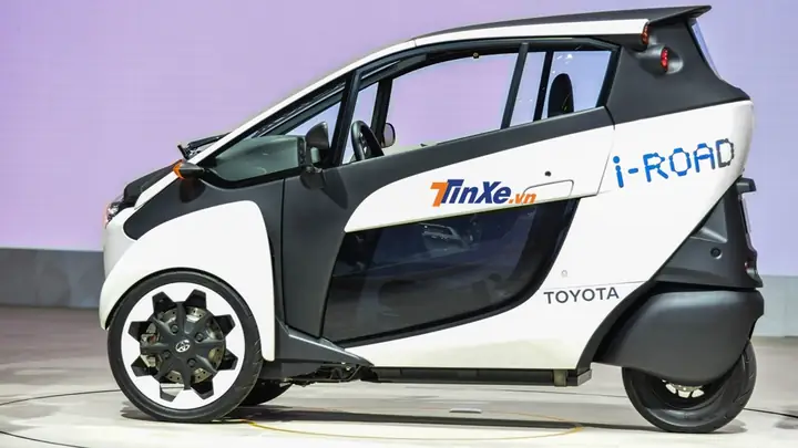 Toyota Iroad Giá Toyota Iroad Giá