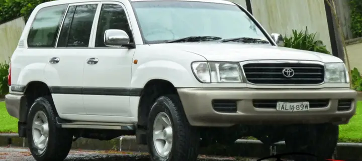 Toyota Land Cruiser 105 Toyota Land Cruiser 105