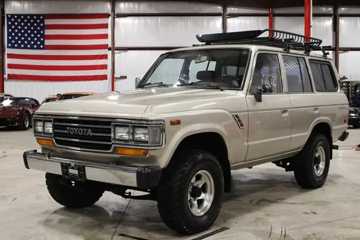 Toyota Land Cruiser 1990