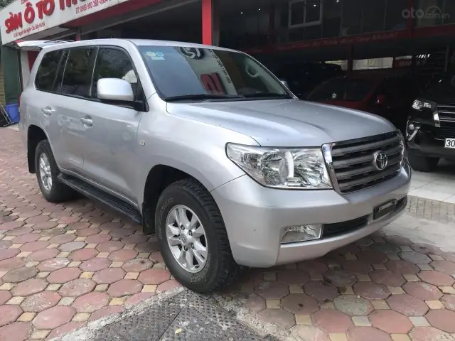 Toyota Land Cruiser 2011