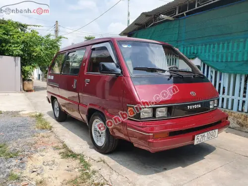 Toyota Van 7 Chỗ Toyota Van 7 Chỗ