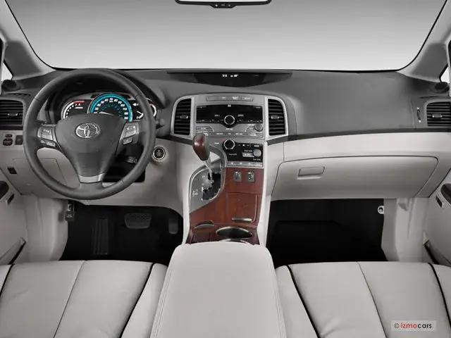 Toyota Venza 2010 Interior