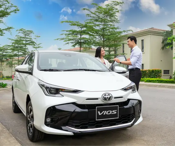 Toyota Vios Tự Động