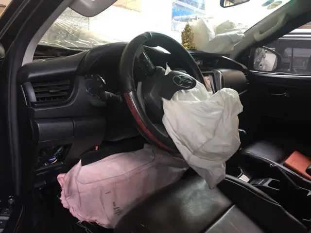 Túi Khí Xe Toyota
