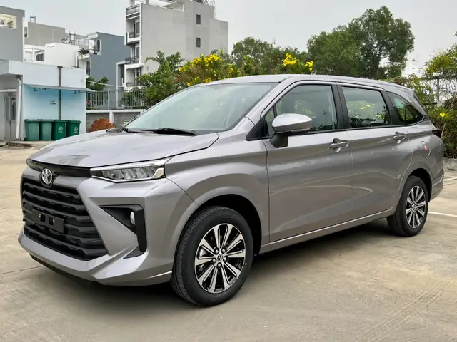 Xe Oto Toyota Avanza Xe Oto Toyota Avanza