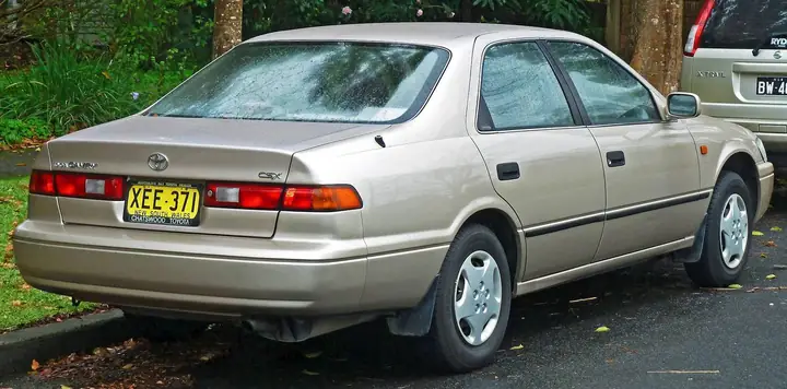Xe Toyota Camry 2000 Xe Toyota Camry 2000