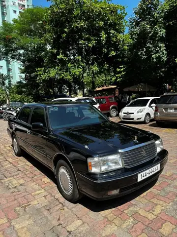 Xe Toyota Crown Cũ Xe Toyota Crown Cũ