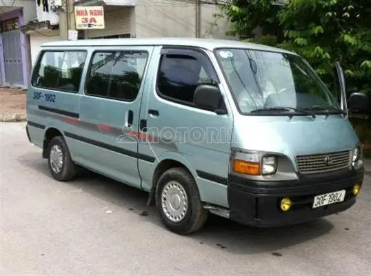 Xe Toyota Hiace 2000
