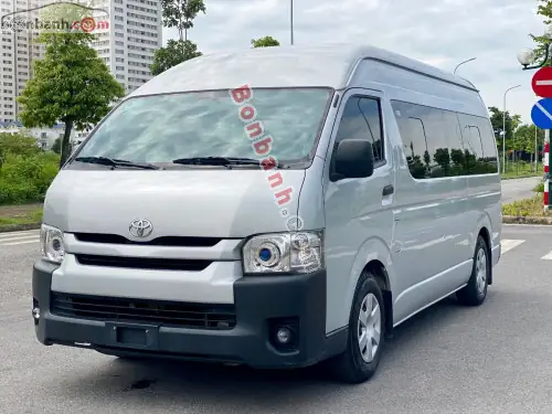 Xe Toyota Hiace Cũ