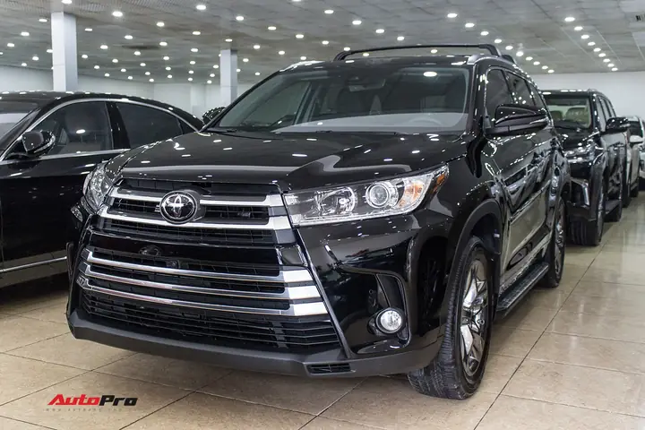 Xe Toyota Highlander 2017