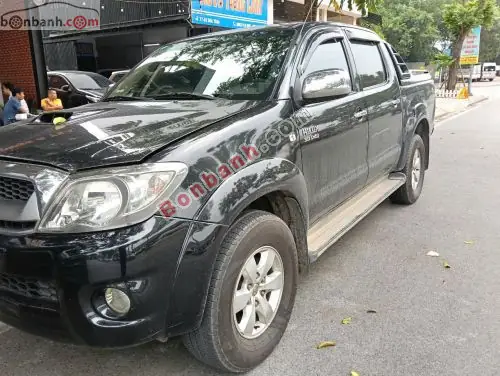 Xe Toyota Hilux 2010