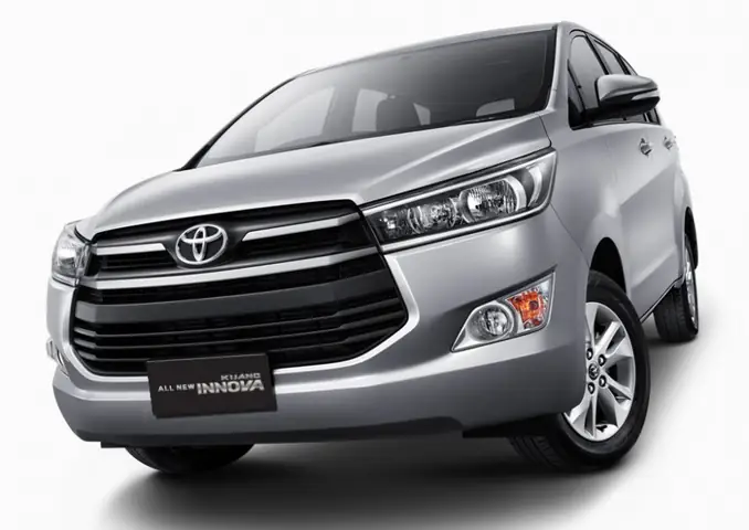 Xe Toyota Innova 2016