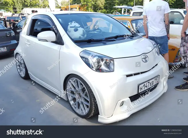 Xe Toyota Iq 2018