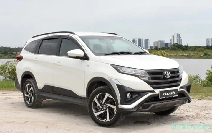 Xe Toyota Rush 2019