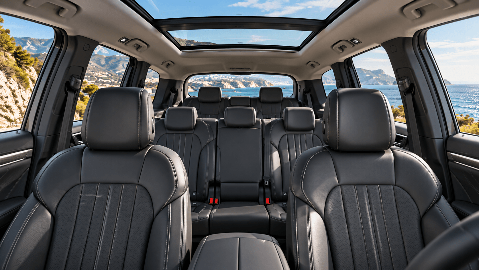 Không gian nội thất Peugeot 5008 với thiết kế ba hàng ghế dành cho gia đình 7 người